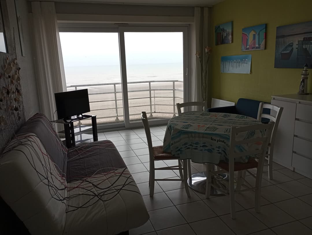 Appartement : beau Type 2 Face mer avec balcon, Bray-Dunes